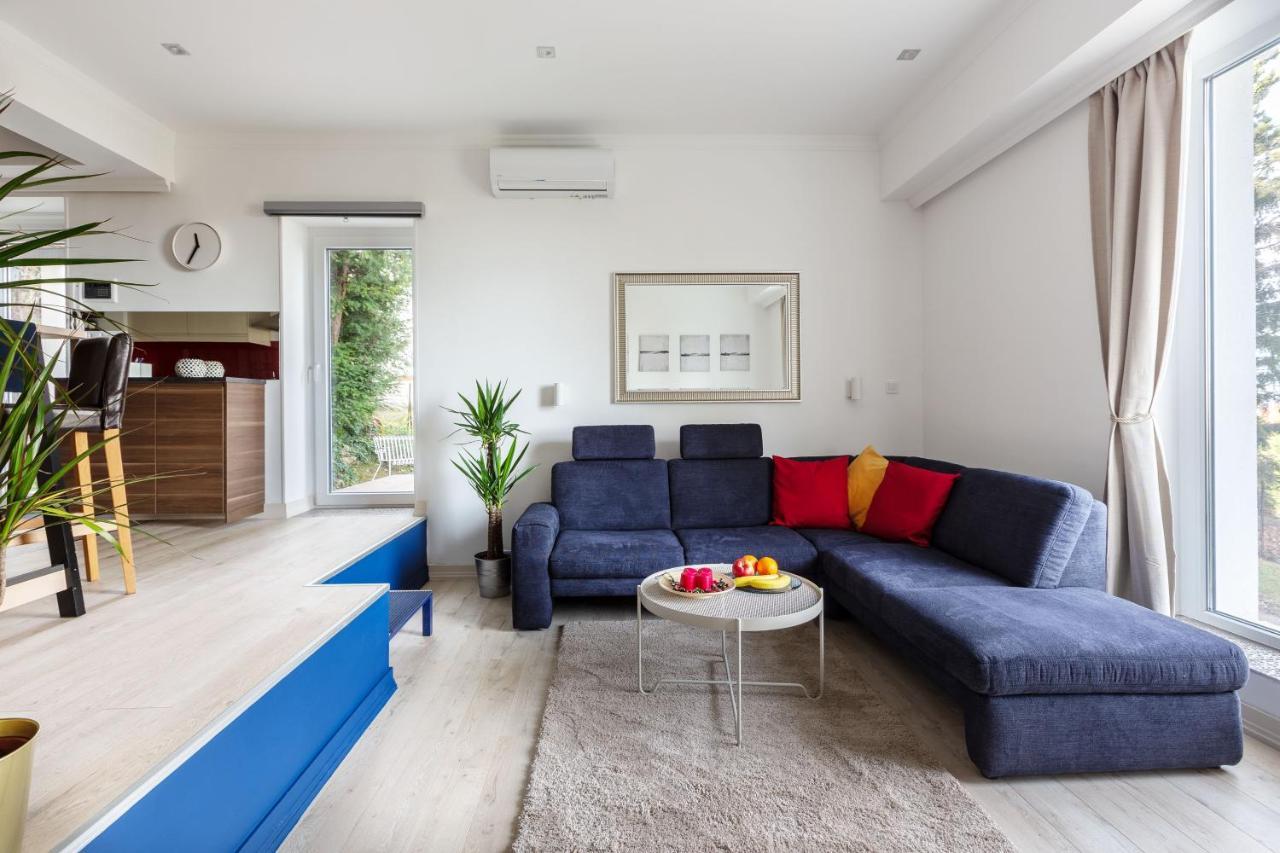 Panoramic Comfort In The Luxurious Green District! 布达佩斯 外观 照片
