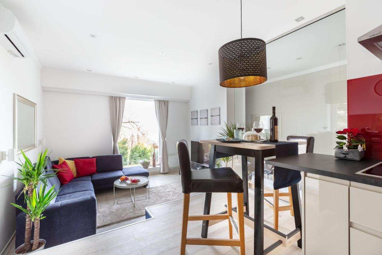 Panoramic Comfort In The Luxurious Green District! 布达佩斯 外观 照片